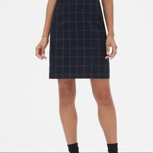 Banana Republic Women’s A-line plaid skirt Size 10
